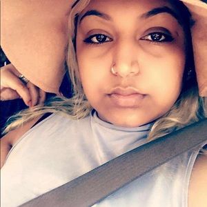 Meet your Posher, Tina